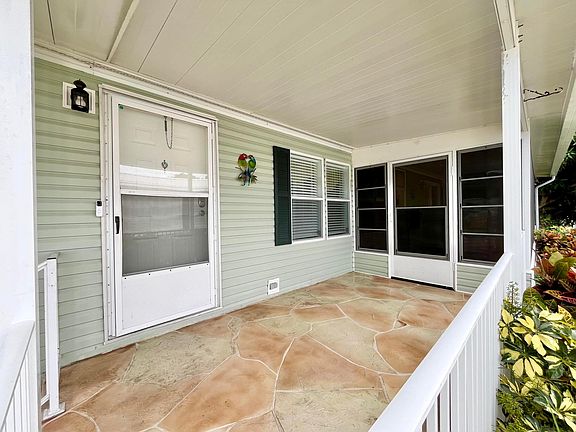 4th image of 7556 Niantic Avenue #W5