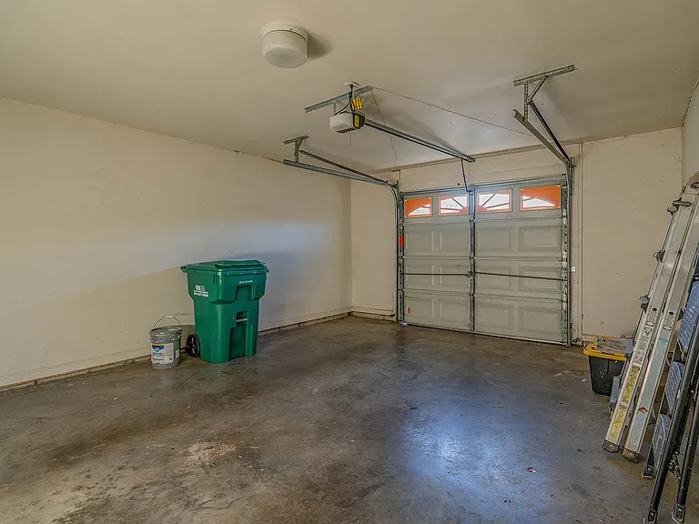 2234 Hickory Manor Way — Photo 31
