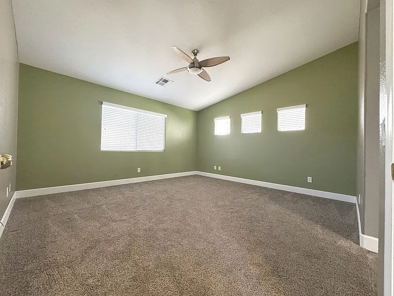 8209 Dusty Valley Ct — Photo 23