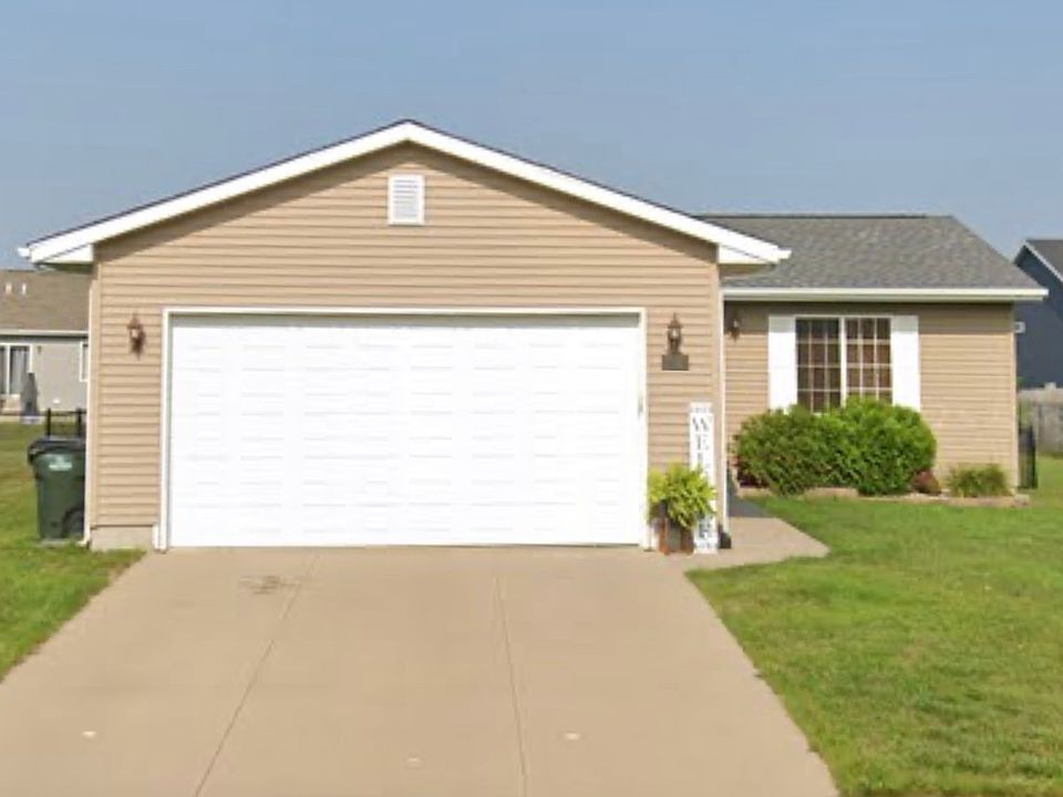 1st image of 8621 Harrington Dr NE