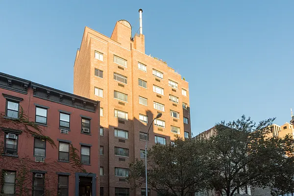 Rented by Compass | media 6