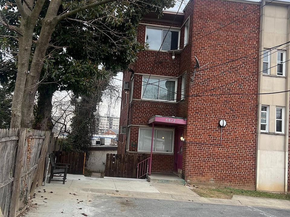 2nd image of 8817 Glenville Rd