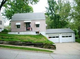 1620 Z St, Omaha, NE 68107