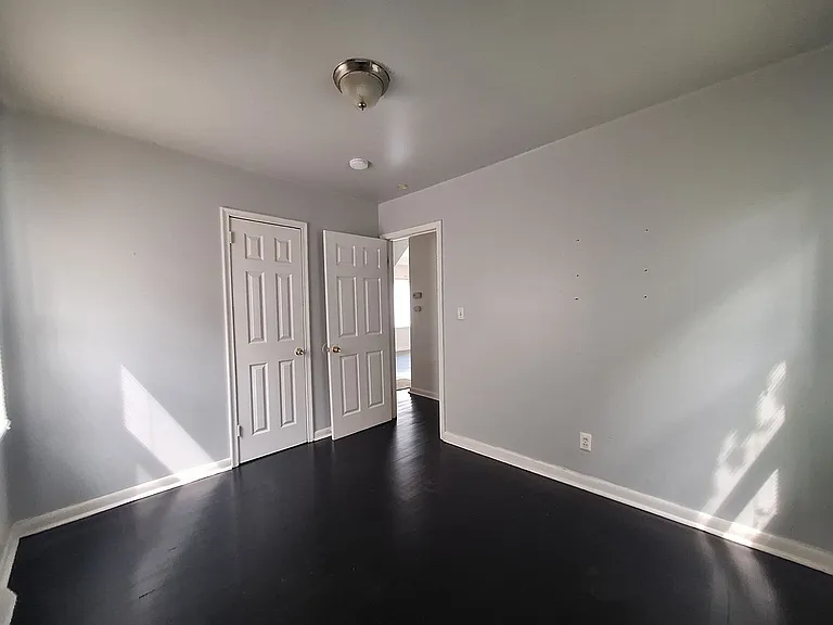 3890 Poplar Ave — Photo 8