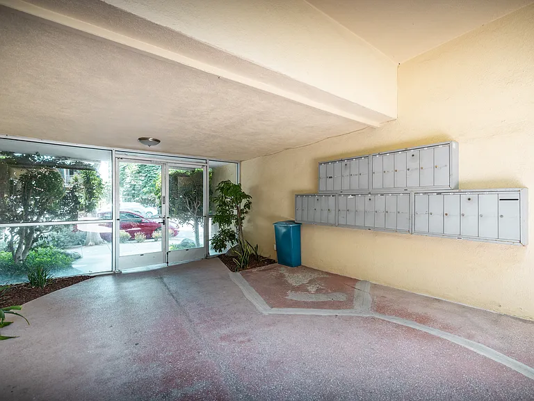 3720 Motor Ave — Photo 10