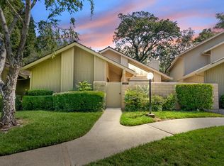 2188 Promontory Point Ln, Gold River, CA 95670