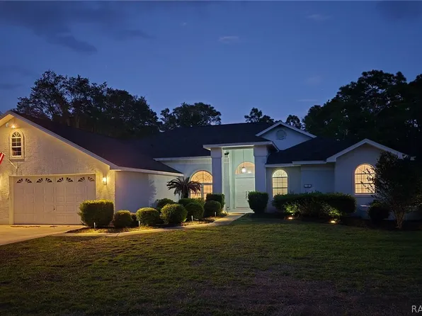 13 Sycamore Ct W, Homosassa, FL 34446