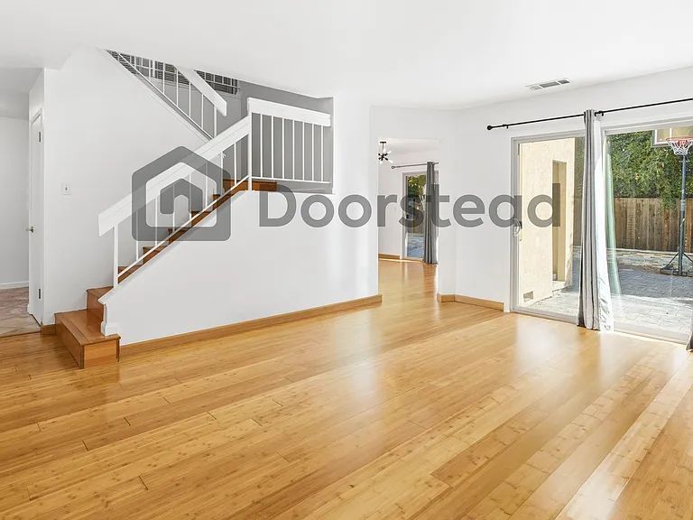 2768 Gamble Ct — Photo 11