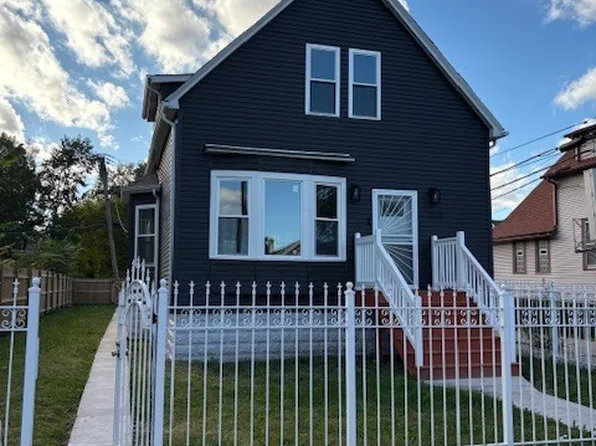 10414 S Wentworth Ave, Chicago, IL 60628