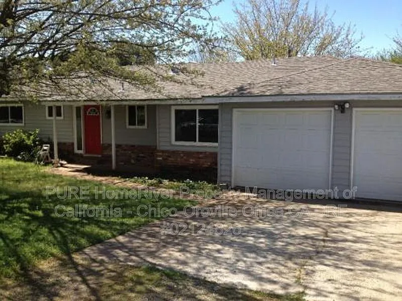 3 bed, 2.0 bath, 1420 sqft, $1,900 — Photo 1