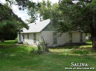 221 West St, Ellsworth, KS 67439