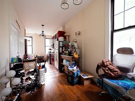 2nd image of 565 4th Ave APT 2R