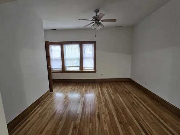 2744 N Marmora Ave APT 2, Chicago, IL 60639