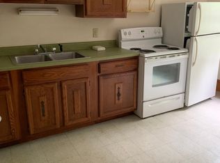 115 State St APT C, Windsor, VT 05089