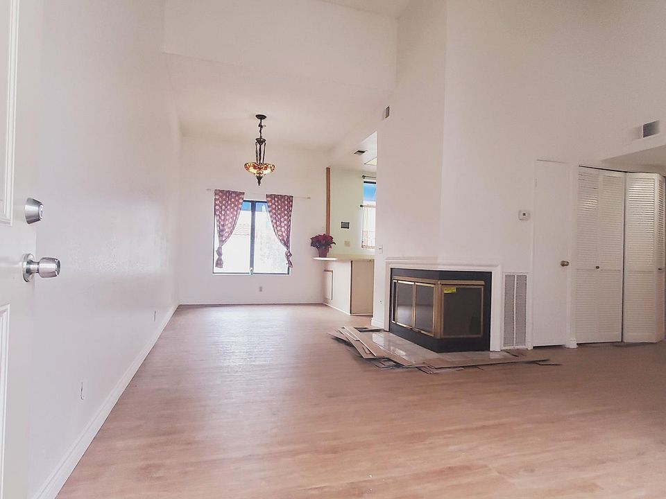 1st image of 608 Park Shadow Ct #608