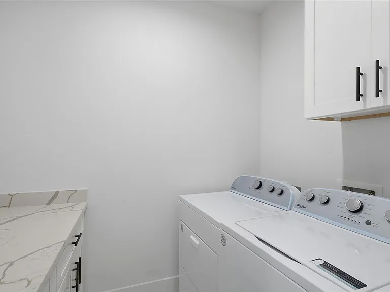 6833 Paris St — Photo 12