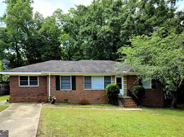 2639 Tredway Dr, Macon, GA 31211