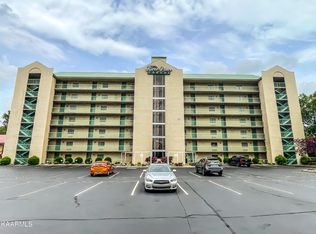 3215 N River Rd #502, Pigeon Forge, TN 37863