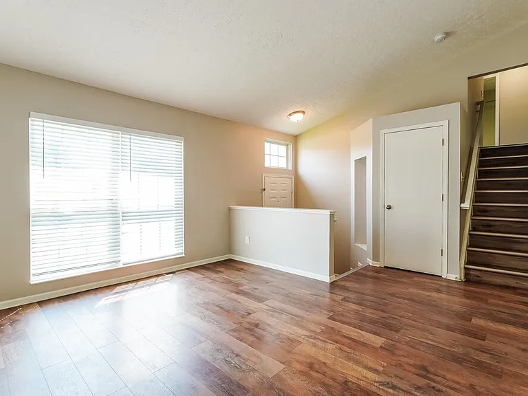 5664 Dashshund Ct — Photo 6