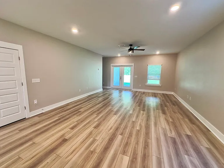 3679 Applewood Dr — Photo 9