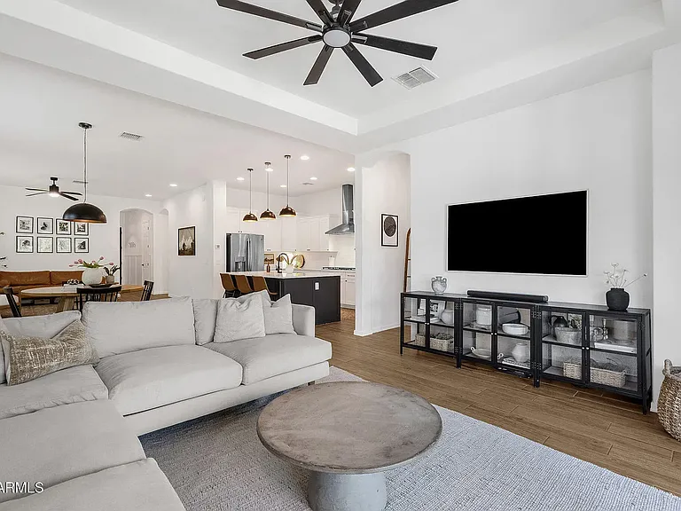 3516 E Pinto Dr — Photo 11