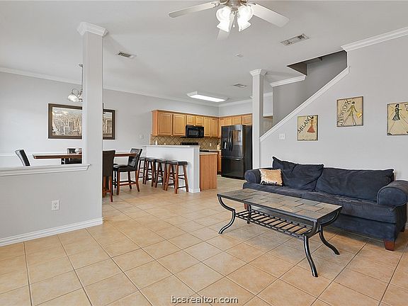 2nd image of 1001 Krenek Tap Rd APT 2102
