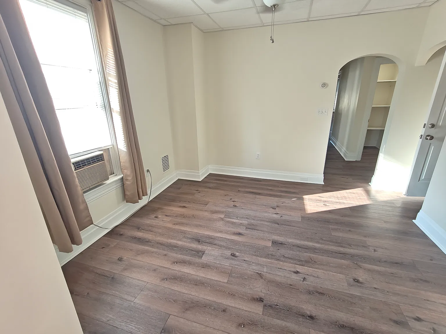 1 bed, 800 sqft, $700 — Photo 3