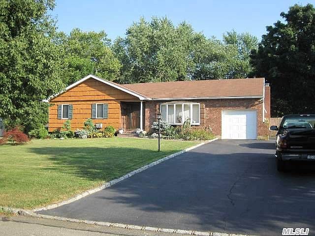 1st image of 26 Beacon Ln