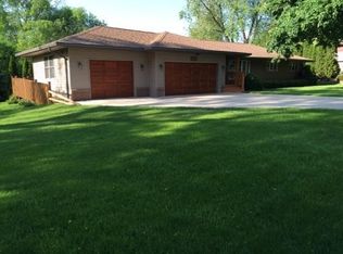8950 W Edgerton Ave, Greendale, WI 53129