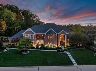 724 Hillenkamp Dr, Weldon Spring, MO