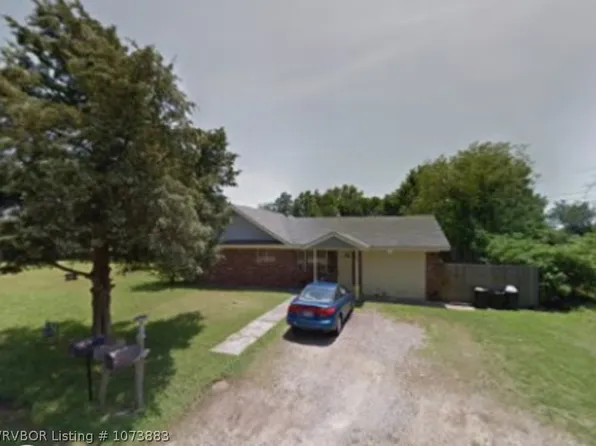 501 Ernest St, Barling, AR 72923