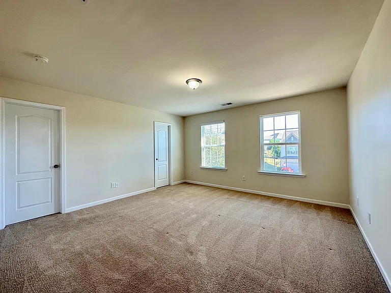 1218 Clingman Dr — Photo 14