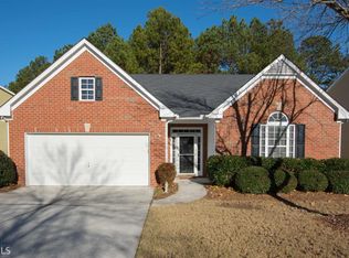 3221 Cooper Woods Dr, Loganville, GA 30052
