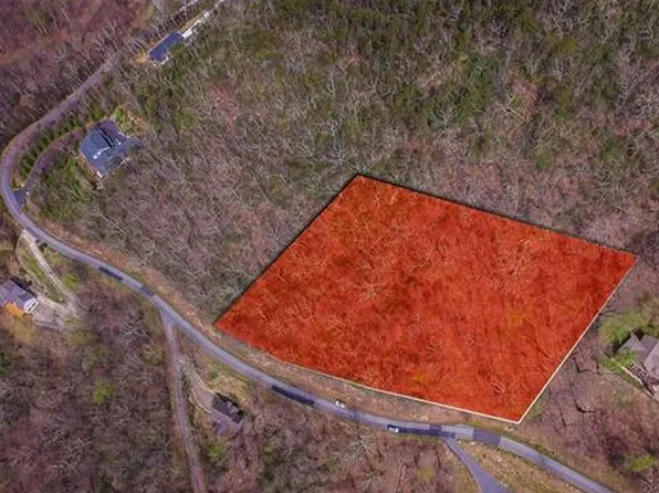 35 Wedgewood Ter, Black Mountain, NC 28711