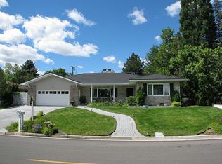 105 Greenridge Dr, Reno, NV 89509