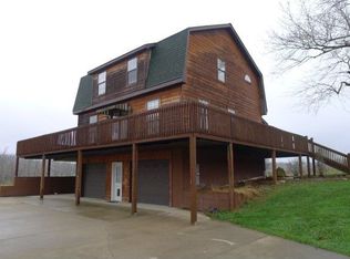 2382 McKee Rd, Irvine, KY 40336