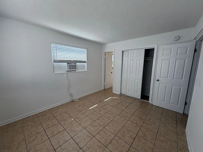 123 Erie St — Photo 15