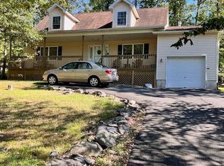 161 Dunchurch Dr, Bushkill, PA 18324