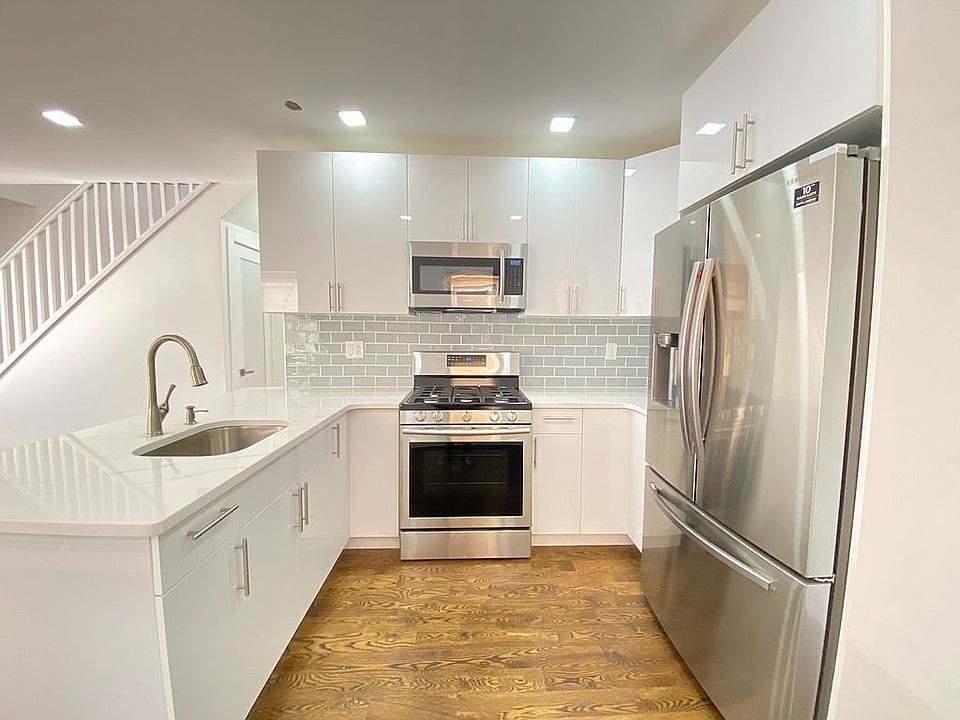 1st image of 13449 161st St