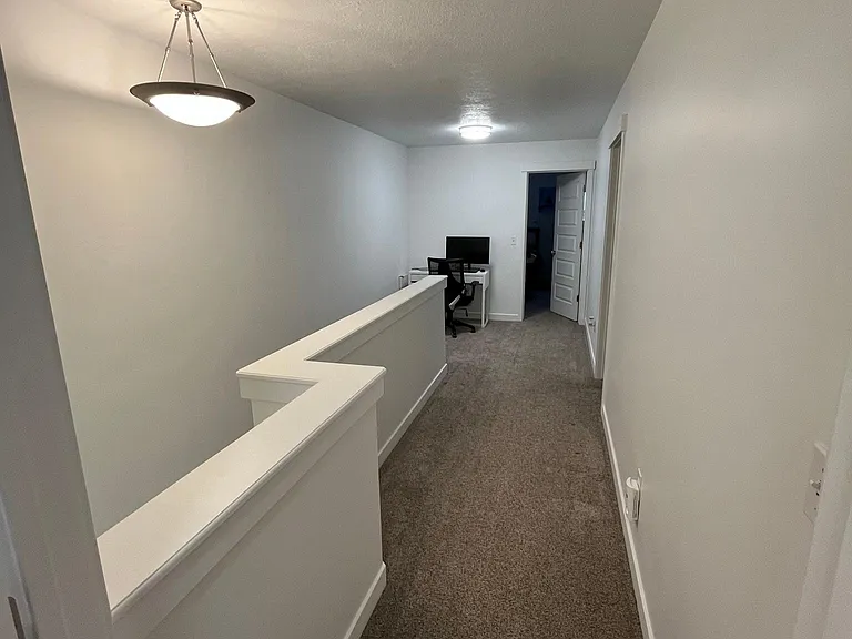5434 W Fairgrove Ln — Photo 10