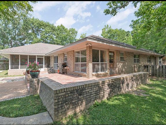 5th image of 5007 Plantation Dr
