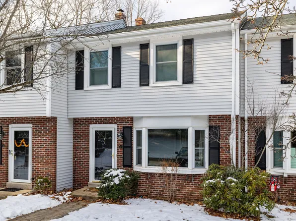 2 Mohawk Trail #2, Marlborough, CT 06447