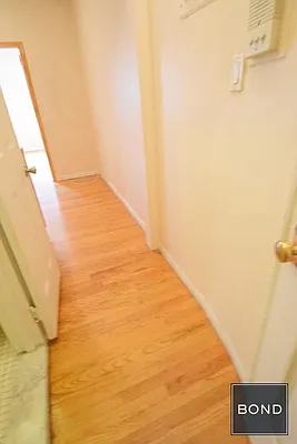 Rented by Bond New York | media 20