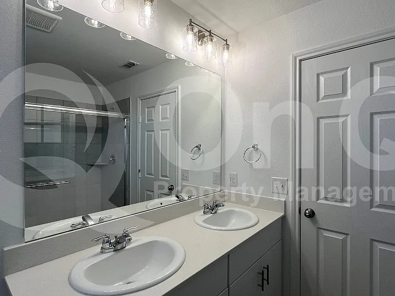 882 Breakwater Dr — Photo 21