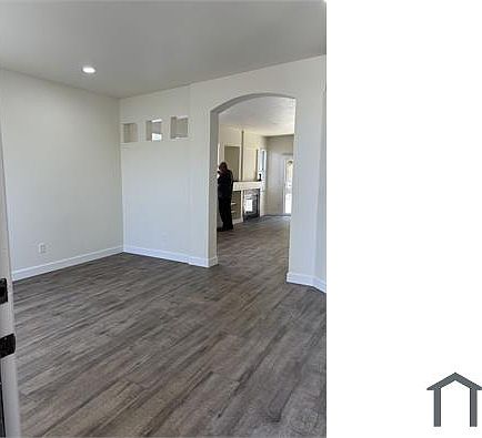 2nd image of 9240 Rose Parade Way