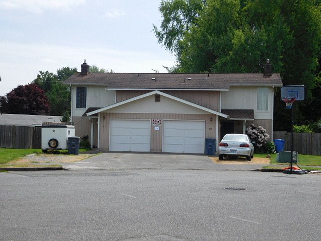 1st image of 914 11th Ave NW #916