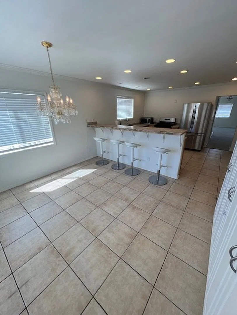 Newly Renovated 2 Bedroom Home in Mountain Community Spacious Basement & Large Yard! — Photo 4