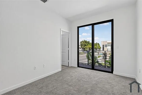 13835 SW 262nd St — Photo 9