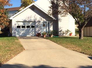 1808 Plymouth Rd, Manhattan, KS 66503