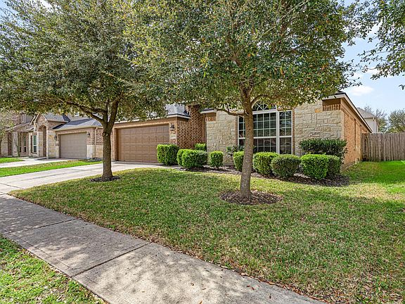 2nd image of 14535 Gable Mountain Cir